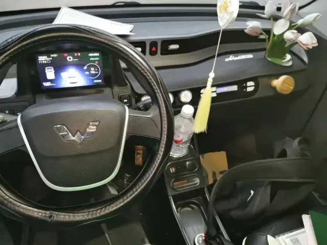 Wuling Hongguang Mini EV — Фото автомобиля 9