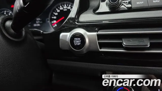 Kia Seltos — Фото автомобиля 19