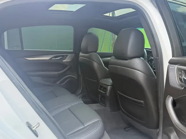 Cadillac CT5 — Фото автомобиля 11