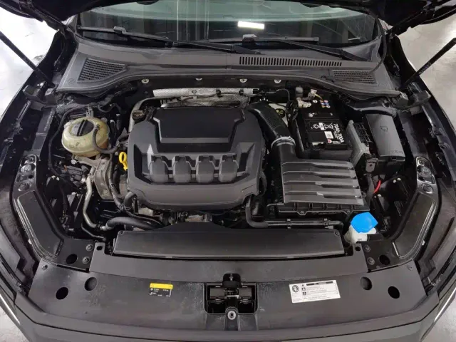 Volkswagen Passat — Фото автомобиля 6