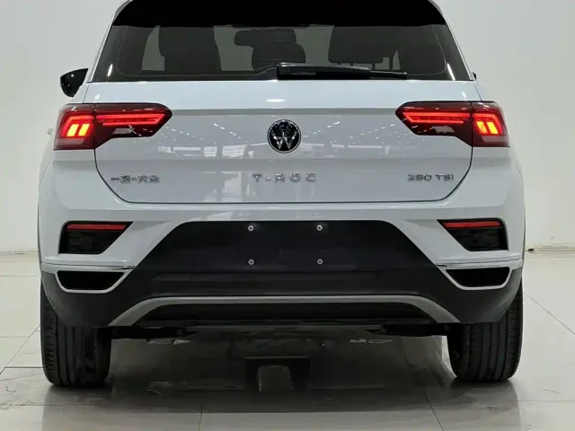 Volkswagen T-Roc — Фото автомобиля 8