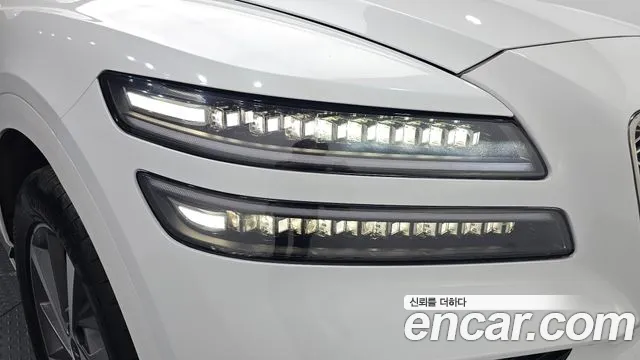 Genesis GV80 — Фото автомобиля 7