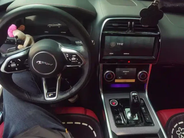 Jaguar XEL — Фото автомобиля 12