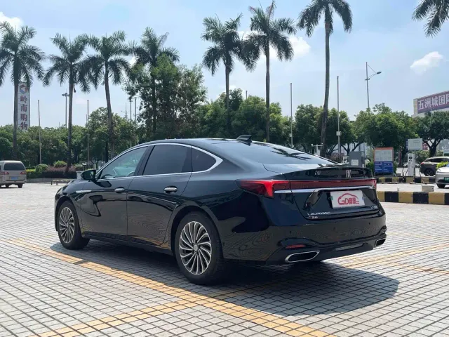 Buick LaCrosse — Фото автомобиля 6