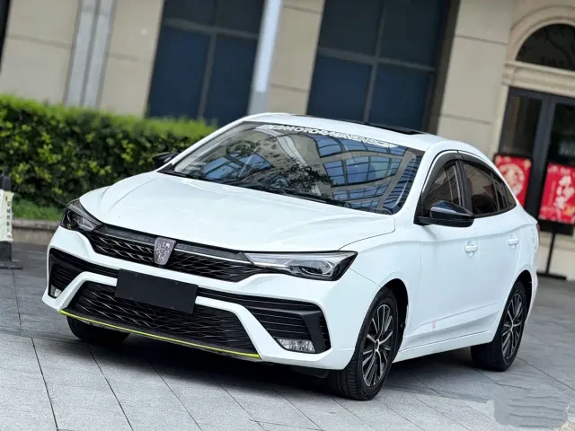 Фотография автомобиля — Roewe i5