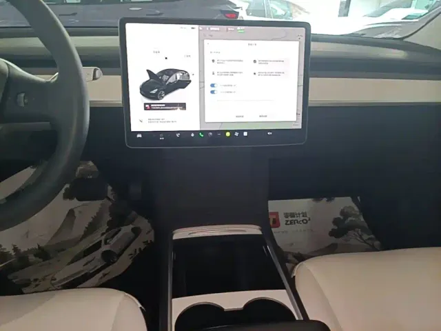 Tesla Model 3 2022 Model Rear-Wheel Drive Version — Фото автомобиля 12