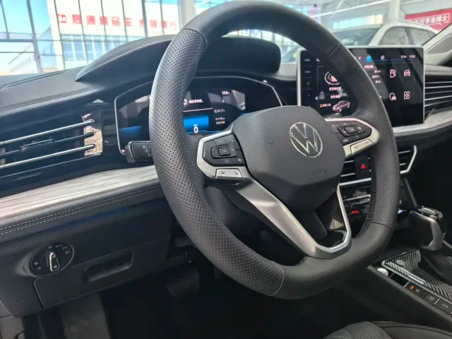 Volkswagen Sagitar — Фото автомобиля 10