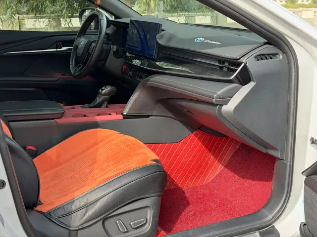 Toyota Camry — Фото автомобиля 11