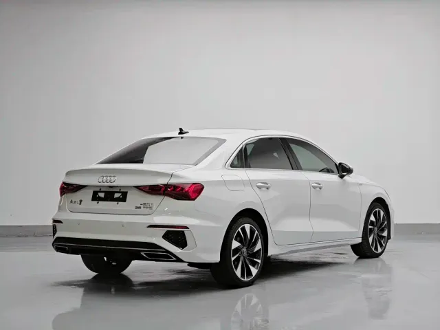 Audi A3 — Фото автомобиля 4