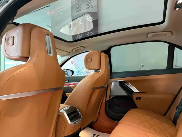 BMW 7 Series — Фото автомобиля 20