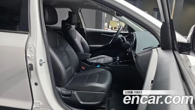 Kia Niro The All New Niro — Фото автомобиля 17