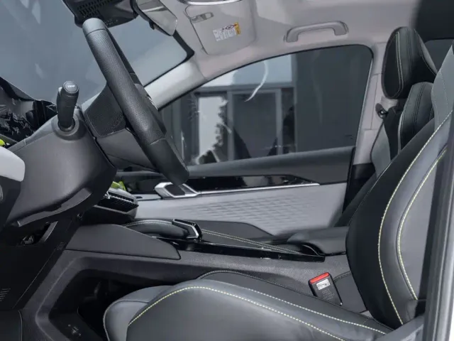 Geely Binyue — Фото автомобиля 11