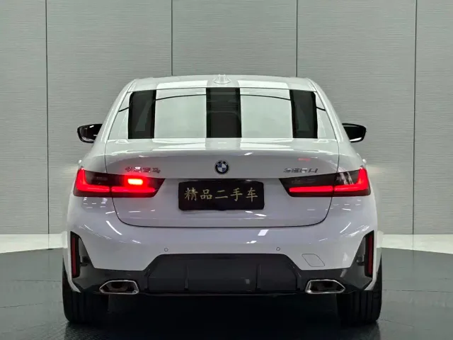 BMW 3 Series — Фото автомобиля 4