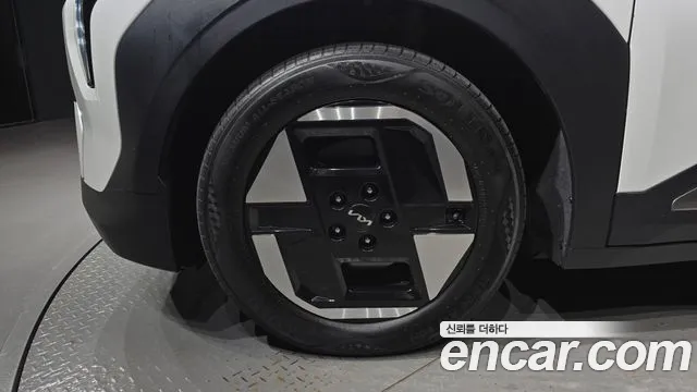 Kia EV3 — Фото автомобиля 5