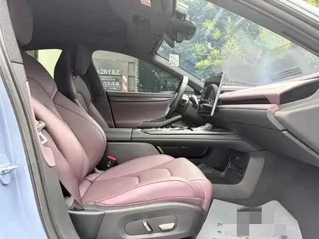 Xiaomi SU7 — Фото автомобиля 5