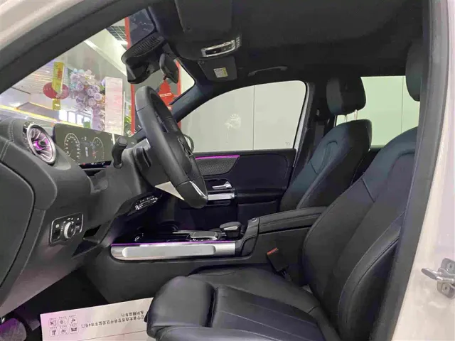 Mercedes-Benz GLB-Class — Фото автомобиля 6