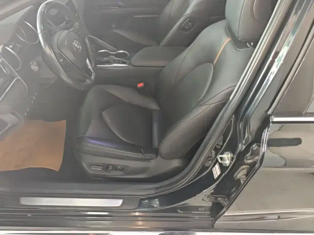 Toyota Camry — Фото автомобиля 14