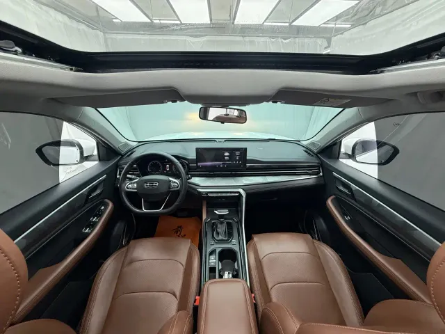 Geely Vision X6 — Фото автомобиля 10