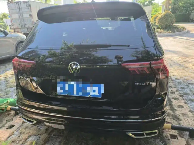 Volkswagen Tiguan L — Фото автомобиля 3