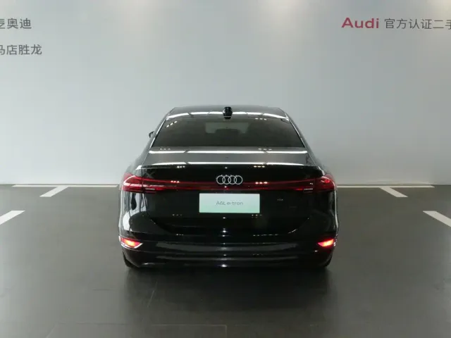 Audi A6L e-tron — Фото автомобиля 5