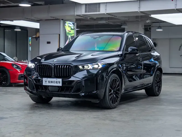 Фотография автомобиля — BMW X5