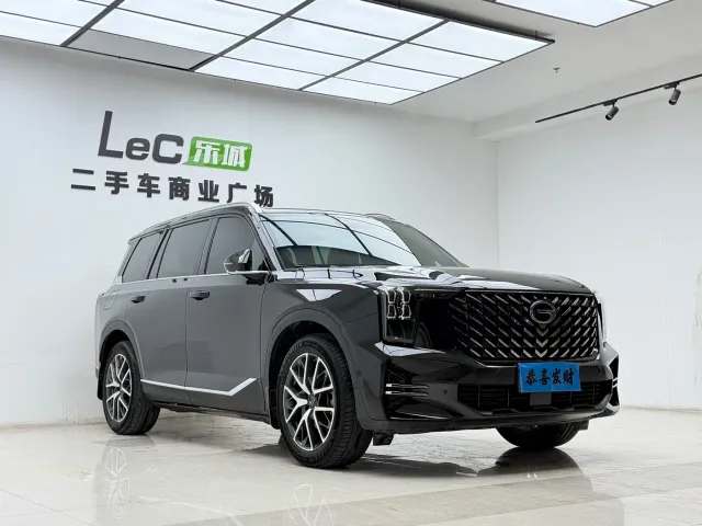 GAC Trumpchi GS8 — Фото автомобиля 3