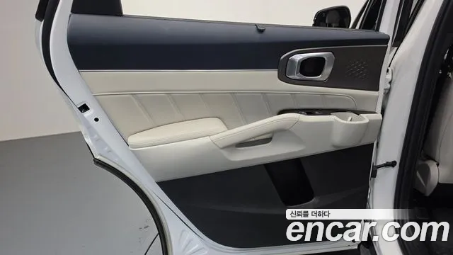 Kia Sorento — Фото автомобиля 14