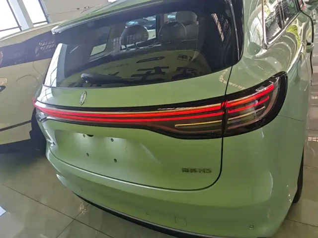 Shangjie SUV — Фото автомобиля 5