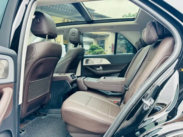 Mercedes-Benz GLE-Class — Фото автомобиля 5