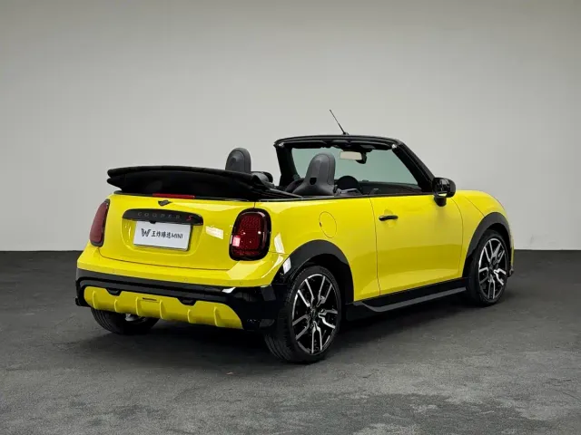 MINI Hatch — Фото автомобиля 25