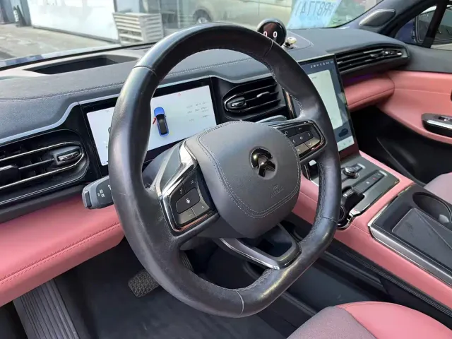 Nio EC6 — Фото автомобиля 8