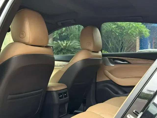 Cadillac CT5 — Фото автомобиля 6