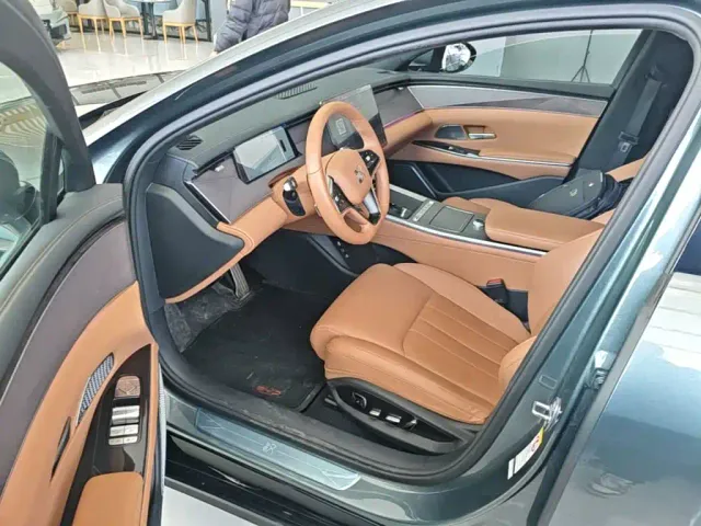 BYD Han L — Фото автомобиля 15