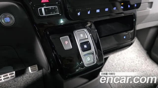 Hyundai Staria — Фото автомобиля 12