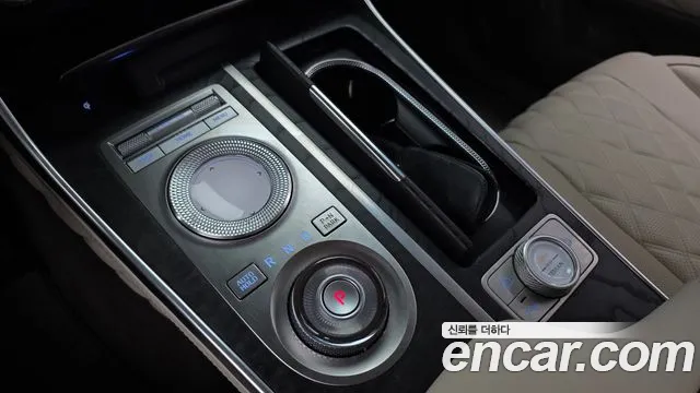 Genesis GV80 — Фото автомобиля 12