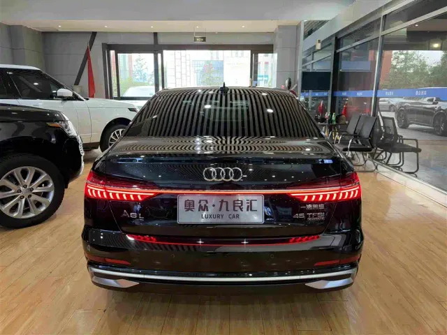 Audi A6L — Фото автомобиля 19