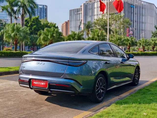 BYD Seal — Фото автомобиля 10