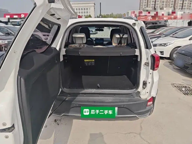 BYD Yuan Pro — Фото автомобиля 18