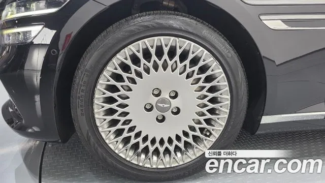 Genesis G80 Бензин 2.5 турбо AWD — Фото автомобиля 5