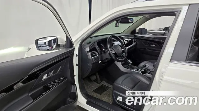 KG_Mobility_Ssangyong KORANDO — Фото автомобиля 10