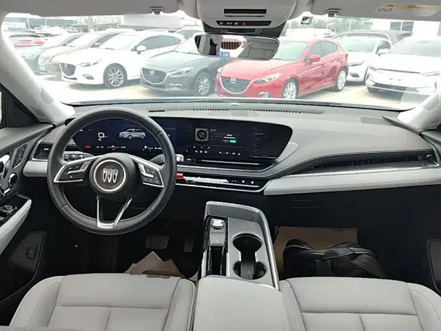 Buick E5 — Фото автомобиля 9