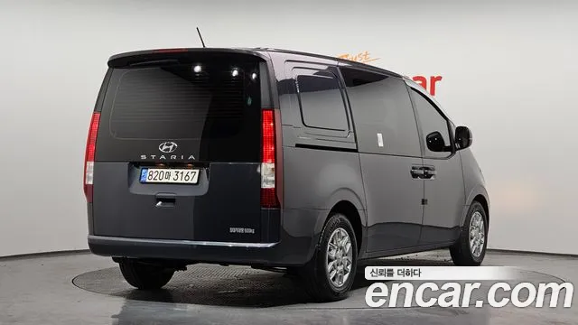 Hyundai Staria Staria Карго 5 мест — Фото автомобиля 2