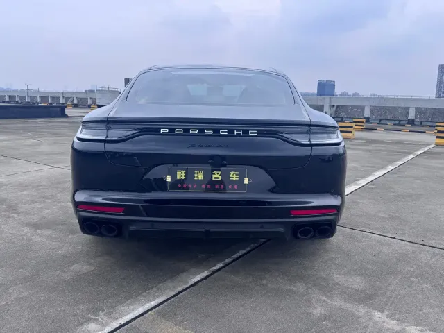 Porsche Panamera — Фото автомобиля 20