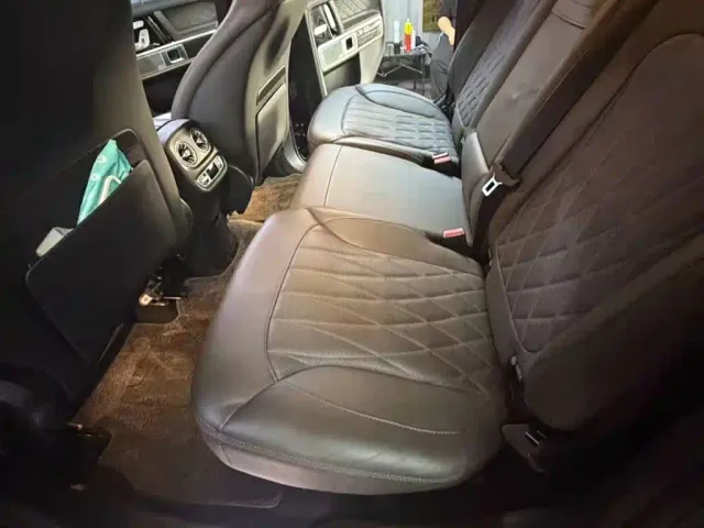 Mercedes-Benz G-Class — Фото автомобиля 5