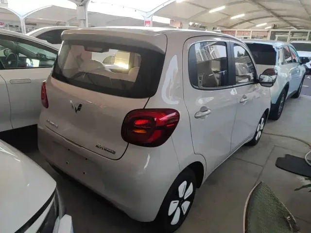 Wuling Hongguang Mini EV — Фото автомобиля 6