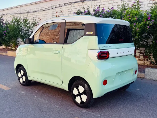 Wuling Hongguang Mini EV — Фото автомобиля 4