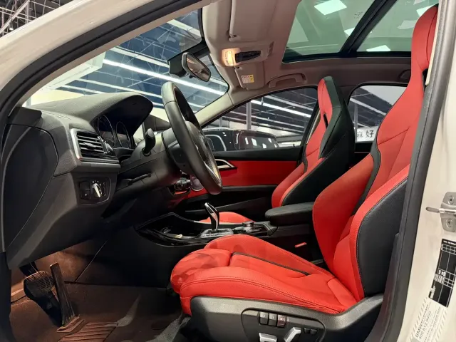 BMW 1 Series — Фото автомобиля 8