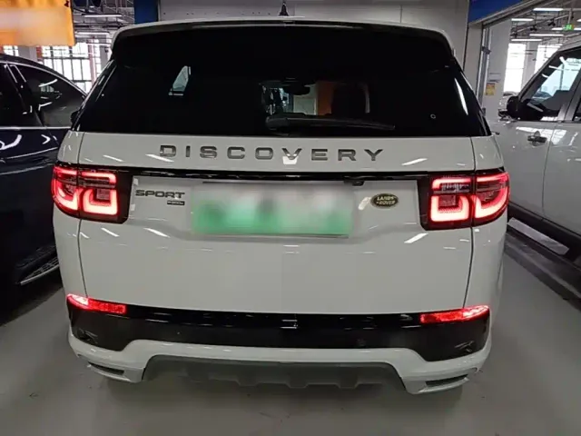 Land Rover Discovery Sport — Фото автомобиля 5