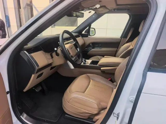 Land Rover Range Rover — Фото автомобиля 3