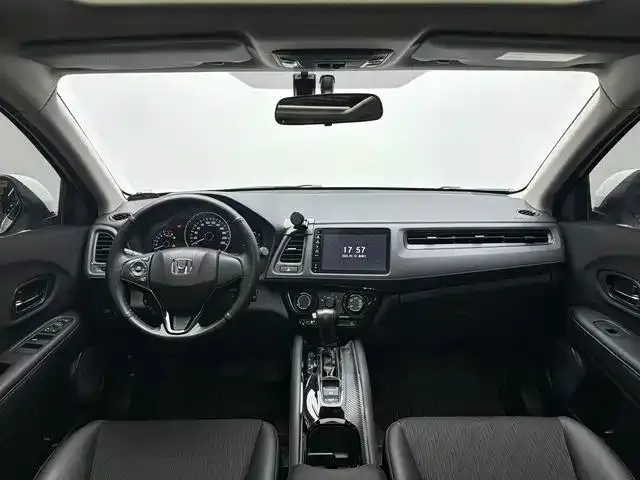 Honda Vezel — Фото автомобиля 4